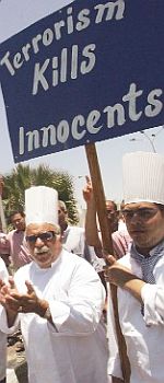 the workers of Sharm el-Sheikh. they are victims of the event and the consequences for the moment they speak english.