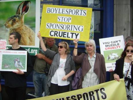 Click on image to see full-sized version Deputy Maureen O' Sullivan with ICABS PRO Aideen Yourell on picket